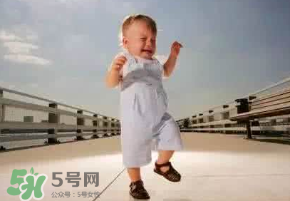 寶寶八字腳怎么矯正 寶寶八字腳可以矯正嗎？