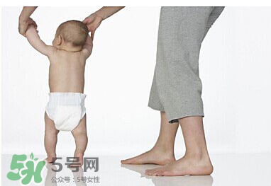 寶寶八字腳怎么矯正 寶寶八字腳可以矯正嗎？