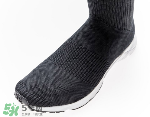 reebok sock runner ultraknit銳步超長(zhǎng)襪子鞋多少錢？