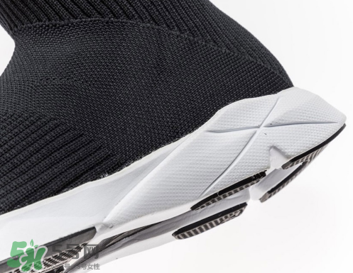 reebok sock runner ultraknit銳步超長(zhǎng)襪子鞋多少錢？