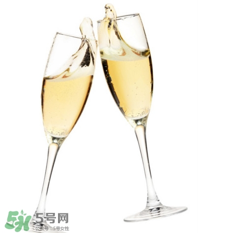 香檳是酒嗎？香檳是什么酒？