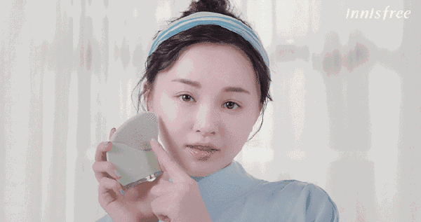 悅詩風(fēng)吟洗臉儀好用嗎？悅詩風(fēng)吟洗臉儀和luna潔面儀對比