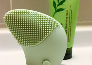 悅詩(shī)風(fēng)吟洗臉儀怎么充電？悅詩(shī)風(fēng)吟一次洗臉儀充電多久