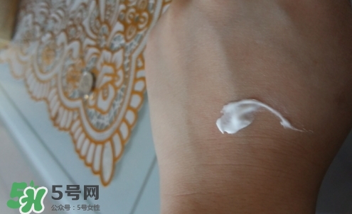 肌膚之食素顏霜怎么用？肌膚之食素顏霜使用方法