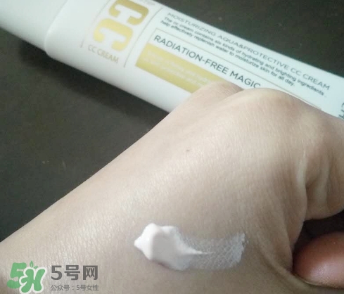 瓷肌cc霜怎么樣？瓷肌cc霜怎么用法