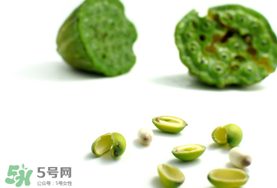蓮蓬子中間的芯能吃嗎？蓮蓬子的功效與作用