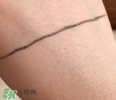 zeesea滾輪bb霜怎么用？zeesea滾輪bb霜使用方法