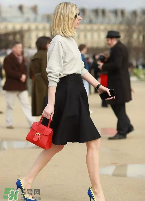 delvaux brilliant多少錢(qián)？德?tīng)栁謆rilliant包包專(zhuān)柜價(jià)格