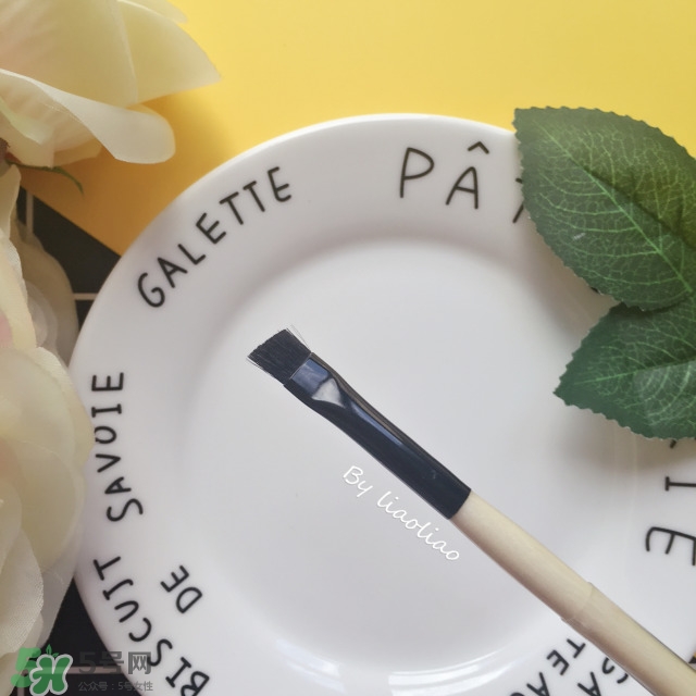 bobbi brown化妝刷怎么樣,芭比波朗化妝刷哪款好 bobbi brown化妝刷怎么樣,芭比波朗化妝刷哪款好