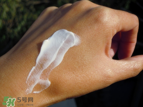 玉蘭油素顏霜怎么樣？玉蘭油素顏霜多少錢？