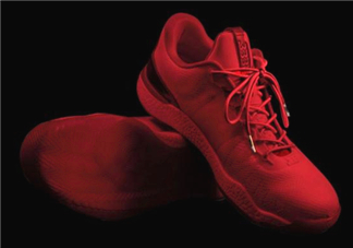 big baller brand zo2獨(dú)立日配色多少錢？球哥簽名鞋官網(wǎng)價(jià)格