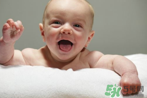 新生兒母乳喂養(yǎng)腹瀉需要換奶粉喂嗎？