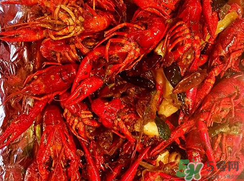 麻辣小龍蝦能隔夜吃嗎？麻辣小龍蝦隔夜能吃嗎？