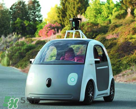 李彥宏坐無人駕駛汽車上五環(huán) 無人駕駛汽車什么時候上市？