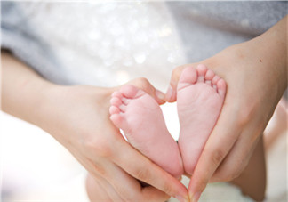 新生兒母乳喂養(yǎng)腹瀉需要換奶粉喂嗎？