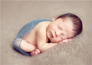 新生兒吃母乳一天拉幾次正常？新生兒吃母乳的排便規(guī)律