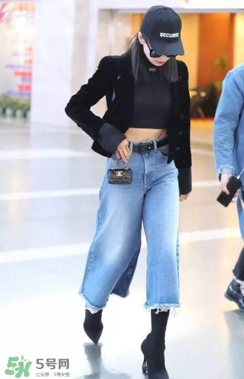 腰包怎么背好看？腰包怎么搭配？