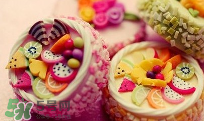 哺乳期吃甜食對(duì)寶寶有影響嗎？哺乳期吃甜食母乳會(huì)變甜嗎？