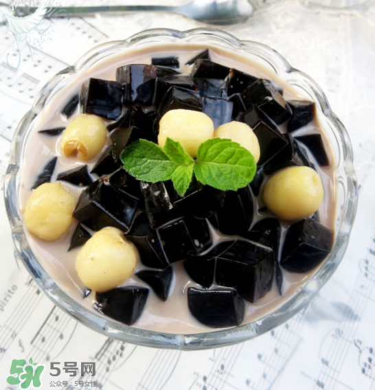 兒童能吃龜苓膏嗎？龜苓膏小孩能吃嗎？