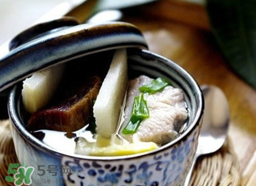 榴蓮殼燉排骨殼能吃嗎？榴蓮殼燉排骨什么味道？