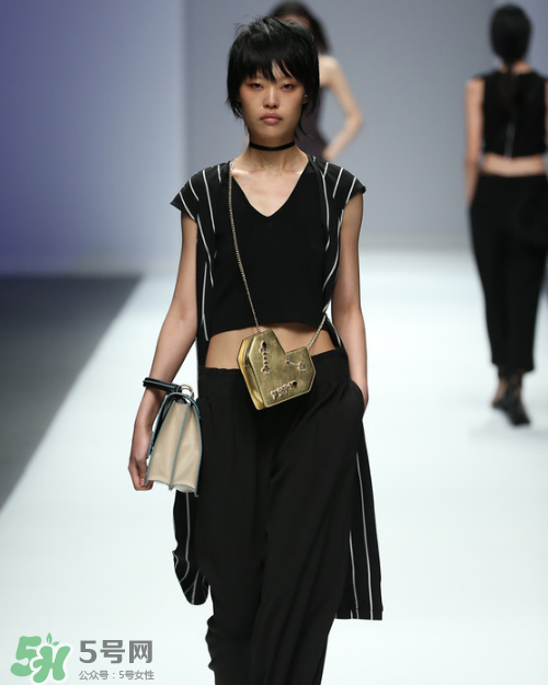 dissona迪桑娜2017秋冬新款包包怎么樣_好看嗎_款式有哪些？