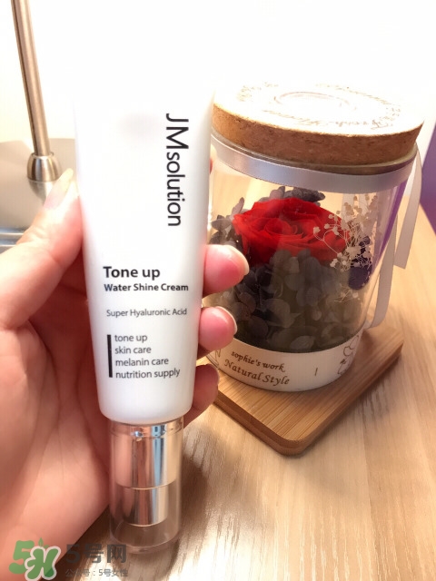 jmsolution素顏霜怎么樣？jmsolution素顏霜多少錢