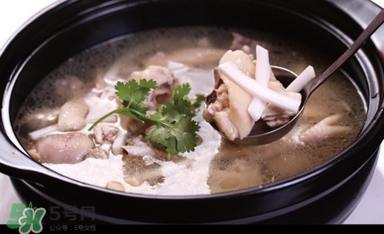 椰子雞屬于什么菜系？椰子雞要什么配料