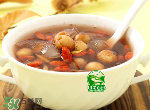 新鮮蓮子可以煮粥嗎？蓮子熬粥需要去芯嗎？