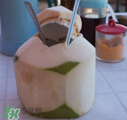 椰青是什么時候成熟？椰青和椰子哪個好喝