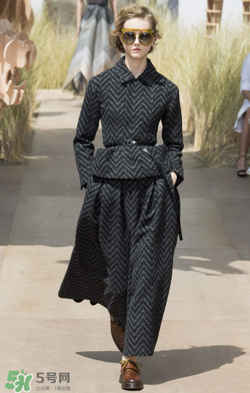 dior迪奧2017秋冬高定系列怎么樣_好看嗎_款式有哪些？