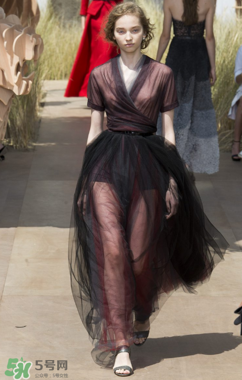 dior迪奧2017秋冬高定系列怎么樣_好看嗎_款式有哪些？