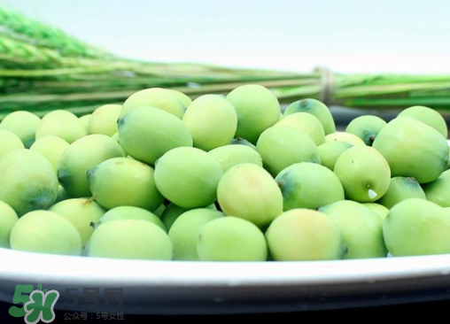 新鮮蓮子有什么功效？新鮮蓮子一次吃多少？