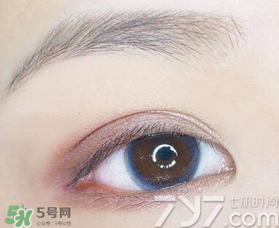 nars吉隆坡眼影怎么畫(huà)？nars吉隆坡雙色眼影畫(huà)法圖解