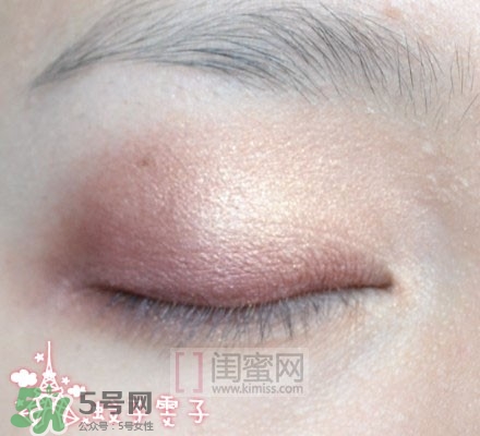 nars吉隆坡眼影怎么畫(huà)？nars吉隆坡雙色眼影畫(huà)法圖解