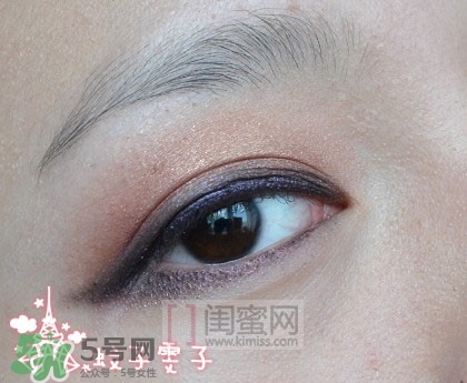 nars吉隆坡眼影怎么畫(huà)？nars吉隆坡雙色眼影畫(huà)法圖解