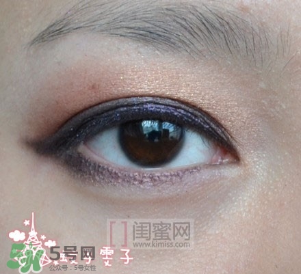 nars吉隆坡眼影怎么畫(huà)？nars吉隆坡雙色眼影畫(huà)法圖解