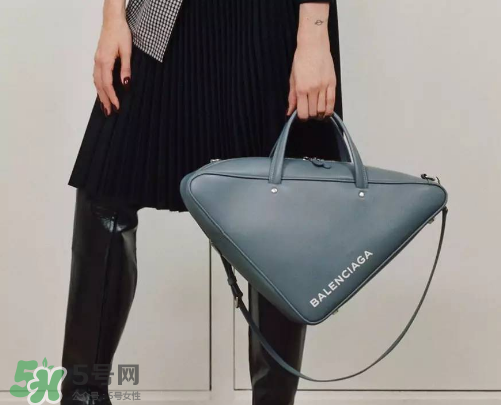 balenciaga三角形包包多少錢？巴黎世家三角包包專柜價(jià)格