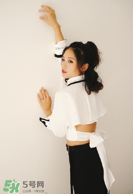 快女黃英懷二胎 快女黃英老公是誰？