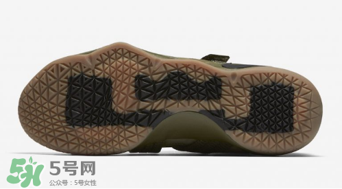nike lebron soldier 11橄欖綠多少錢？耐克士兵11橄欖綠價格
