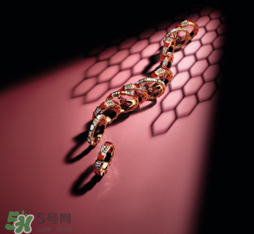 寶格麗靈蛇之戒多少錢？寶格麗蛇形戒指專柜價格