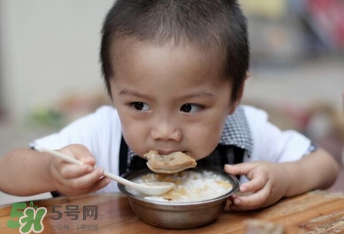 2歲寶寶不愛(ài)吃肉怎么辦?2歲寶寶為什么不愛(ài)吃肉? 2歲寶寶不愛(ài)吃肉怎么辦?2歲寶寶為什么不愛(ài)吃肉?