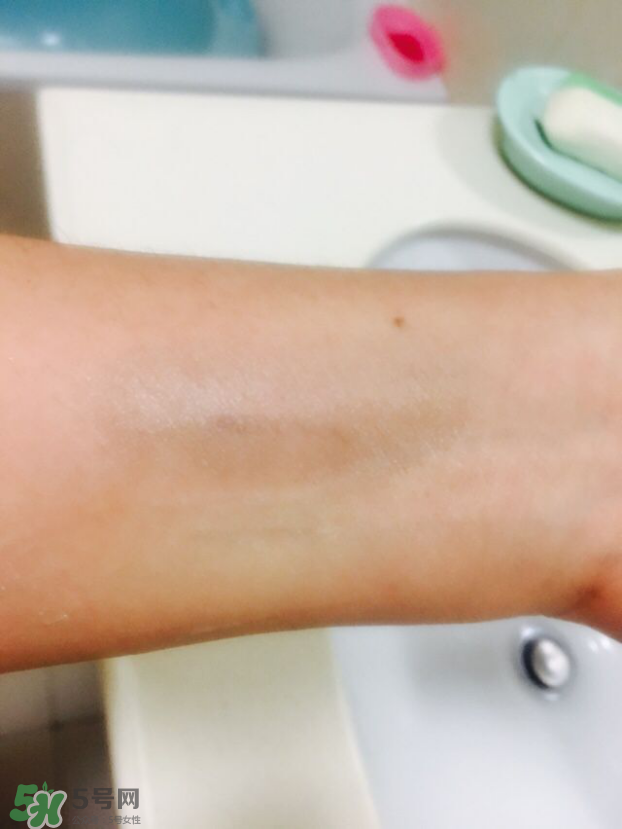 飄柔微米凈透系列綠色和紅色區(qū)別？飄柔微米凈透系列怎么用