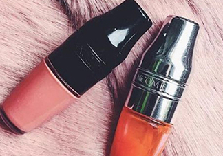 蘭蔻搖搖染唇液374 蘭蔻搖搖染唇液374車(chē)?yán)遄釉嚿?></a>
                <div   id=