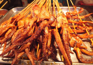 鐵板魷魚有營養(yǎng)嗎？鐵板魷魚對身體有害嗎