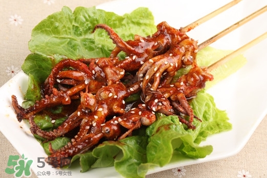 鐵板魷魚怎么做好吃？鐵板魷魚使用了什么香料