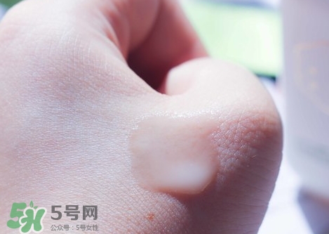 百雀羚三生花冰清瑩白精華液多少錢(qián)_專柜價(jià)格 百雀羚三生花冰清瑩白精華液多少錢(qián)_專柜價(jià)格