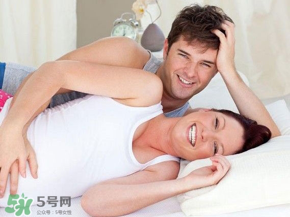 性生活后男人應(yīng)注意什么？性生活后男人吃什么好？