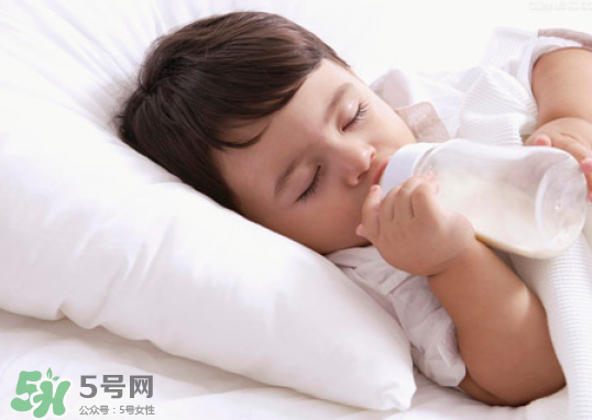 戒夜奶的好處有哪些？要不要戒夜奶呢？