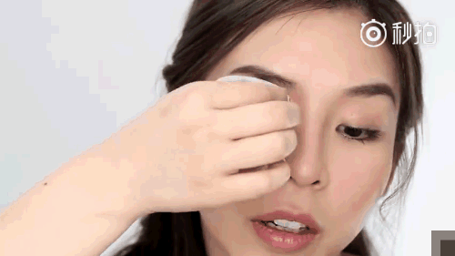 眼影貼怎么用？眼影貼使用方法