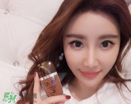 葵兒唇釉怎么區(qū)分真假？?葵兒唇釉真假對(duì)比